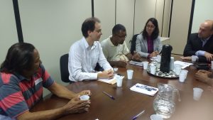 Vice presidente do Sindimed, Luiz Américo, em reunião no MPE para tratar sobre o fechamento das UPAs de Plataforma e Escada
